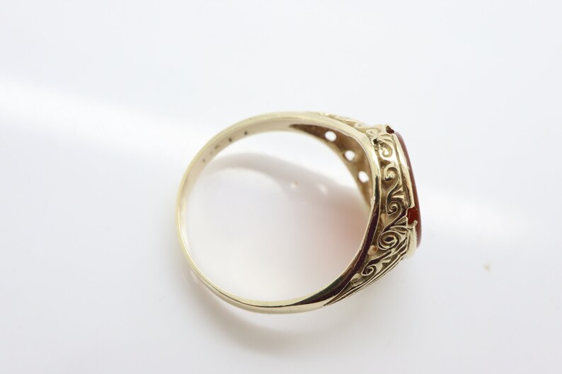 Vintage Carved 9Ct Gold Carnelian Signet Ring, Size EU 20.5 image 9