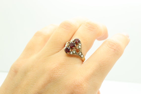 Edwardian 9ct Gold Garnet & Seed Pearl Dress Ring… - image 9