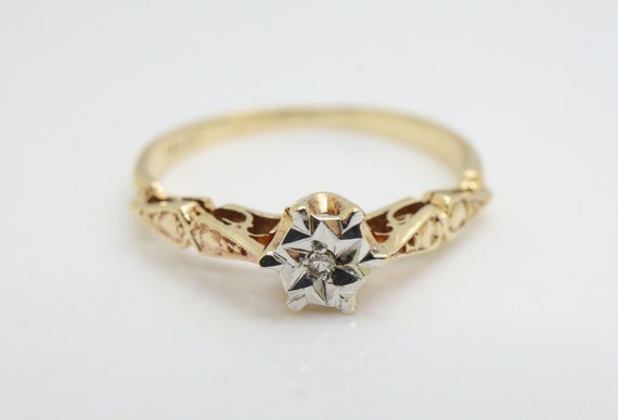 Vintage 9Ct Gold Solitaire Diamond Engagement Rin… - image 3
