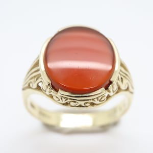 Vintage Carved 9Ct Gold Carnelian Signet Ring, Size EU 20.5 image 1