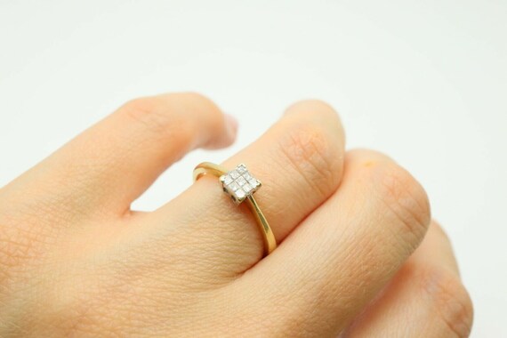 Stunning 18ct Gold 9 Stone Princess Cut Diamond Tile Engagement
