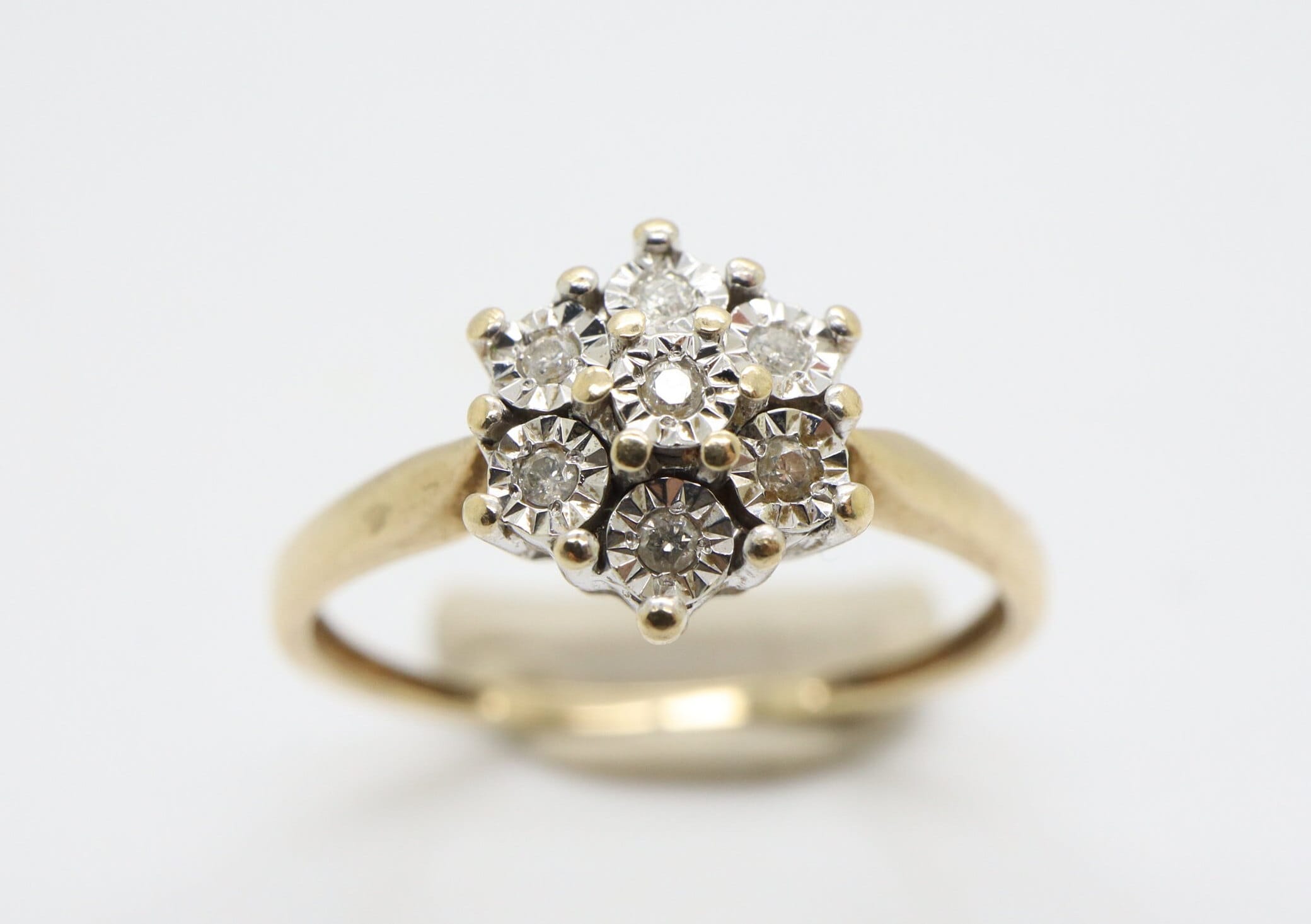 9ct gold diamond cluster best sale ring