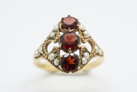 Edwardian 9ct Gold Garnet & Seed Pearl Dress Ring… - image 2