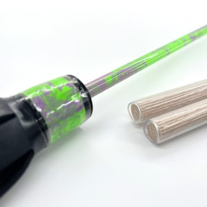 Basic Fiberglass Flowerstick - Handmade flowerstick with purple sprinkled pattern, wooden drivers