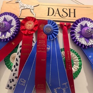 Personalized Dog Show Ribbon Holder: Engraved Wall Hanging Display image 3