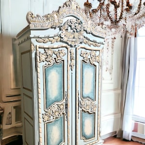 Armoire/dresser/wardrobe