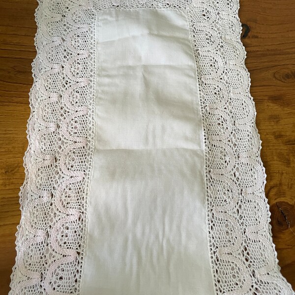 Ruffled Table Runner Etsy