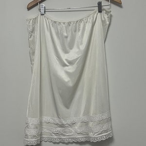 Vintage white slip skirt plus size