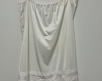 Vintage white slip skirt plus size