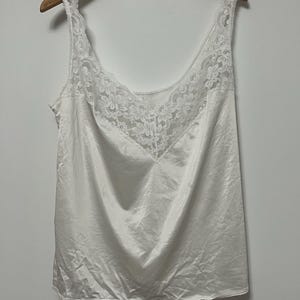 Vintage Smart Plus Size white camisole