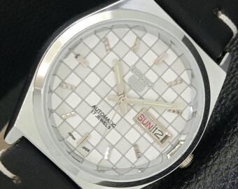 Refurbliert Vintage Seiko 5 Automatik 6309a Japan Herren Day/Date Weiße Farbe Zifferblatt Transparente Rückseite Armbanduhr A440224-1
