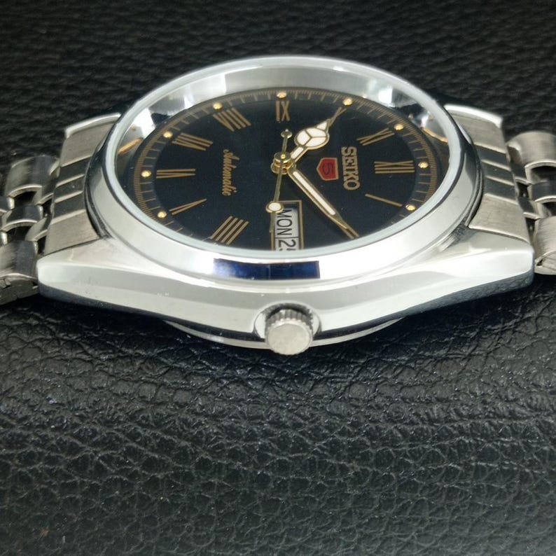 Vintage Seiko 5 Automatic 6309a Refurbished Japan Mens Day/Date Roman Figure Black Color Dial Transparent Back Jubilee Strap Watch a442119-1 image 6