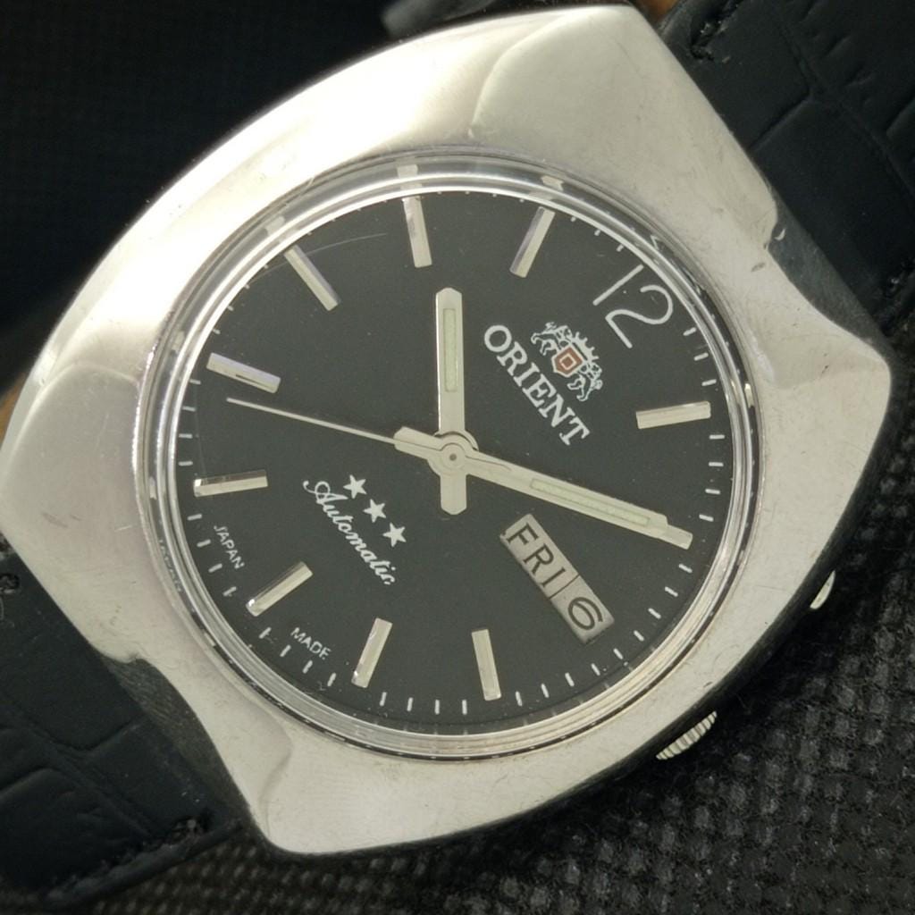 Vintage Orient Automatic 46941 Japan Mens Day/date Black Dial - Main Image