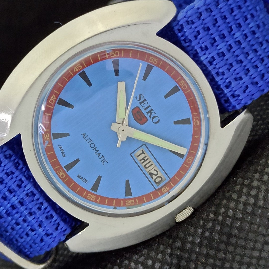 Vintage Seiko Automatic Day Date Movement 7006A Japan Made Men's Watch
