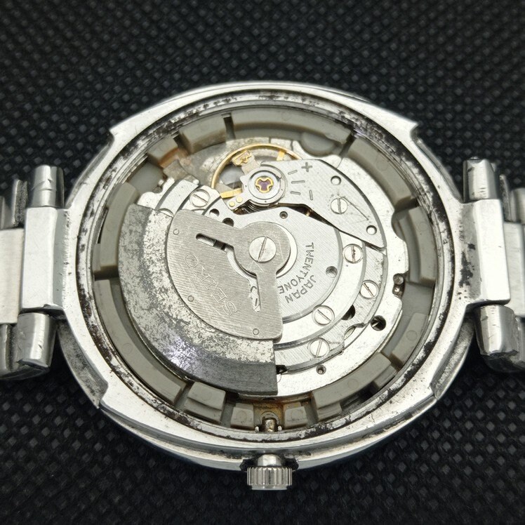Day/date @ 6 Vintage Seiko 5 Automatic 6319a Japan Mens