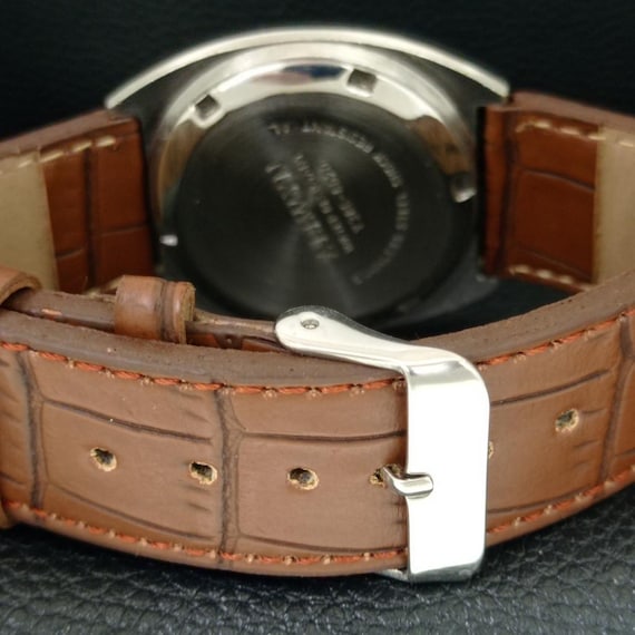 Vintage Allwyn 6300A Hand-Winding Indian Mens Original Dial Watch a706113-1 View 2