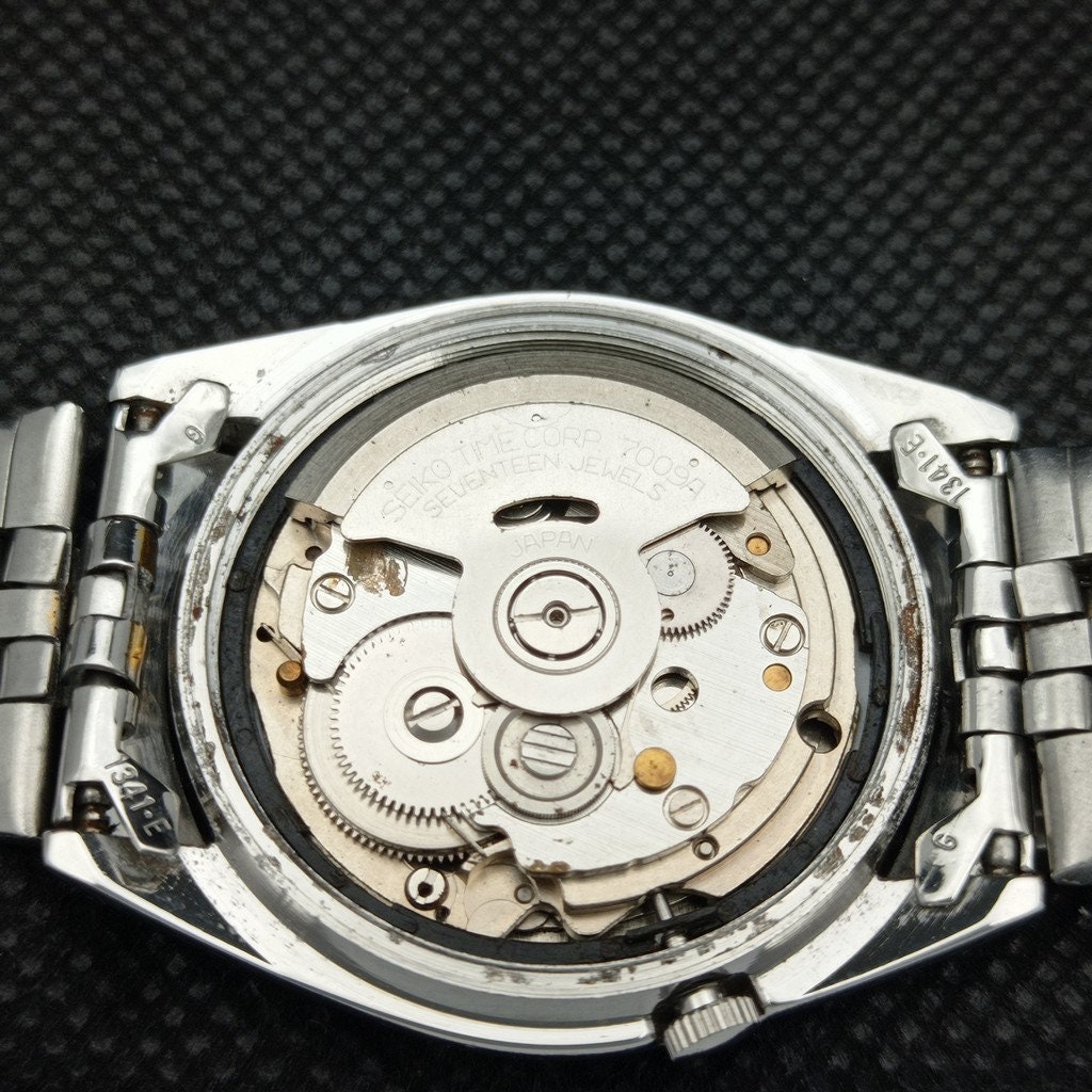 Seiko time corp hot sale 7009a seventeen jewels