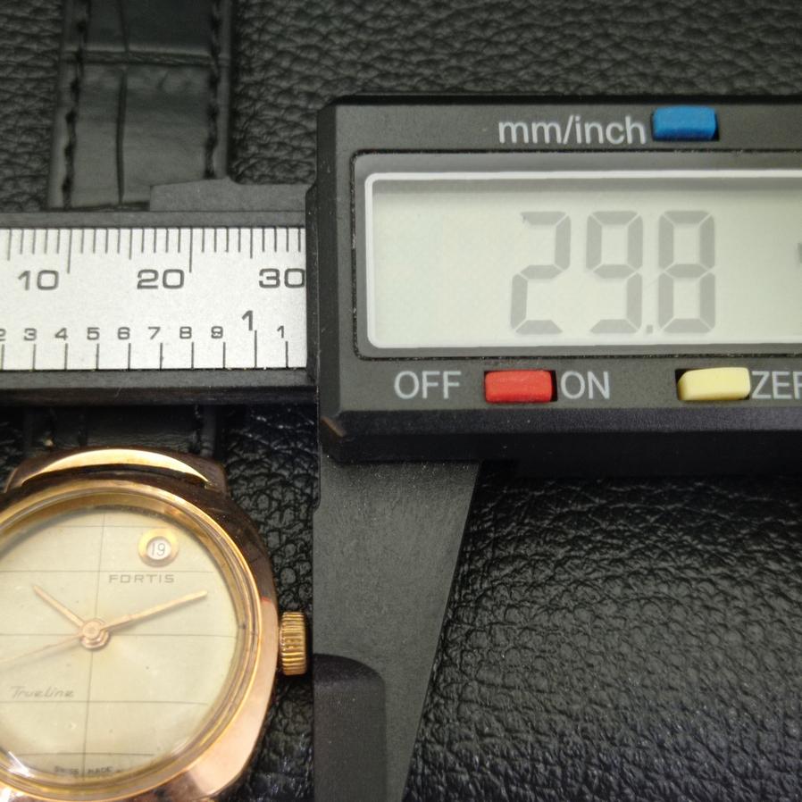 Date @ 1 Vintage Fortis Trueline Hand-wnding Swiss Mens Gold