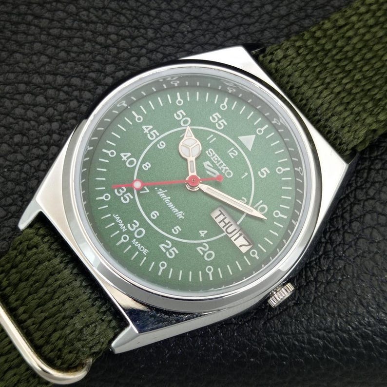 Vintage Seiko 5 Automatic 6309a Renoverad Japan Herrarmbandsur med dag/datum, grön urtavla och transparent baksida a442196-1 bild 7