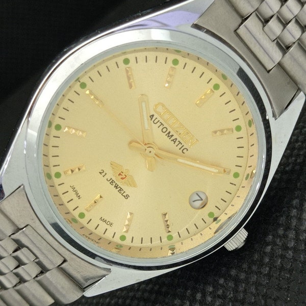 Vintage unused Citizen automatic 8200 Japan mens date golden dial watch 608f-a316119-1