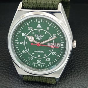 Vintage Seiko 5 Automatic 6309a Renoverad Japan Herrarmbandsur med dag/datum, grön urtavla och transparent baksida a442196-1 bild 4