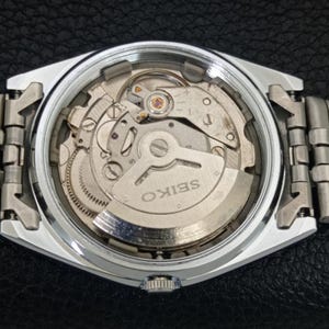 Vintage Seiko 5 Automatic 6309a Refurbished Japan Mens Day/Date Roman Figure Black Color Dial Transparent Back Jubilee Strap Watch a442119-1 image 11
