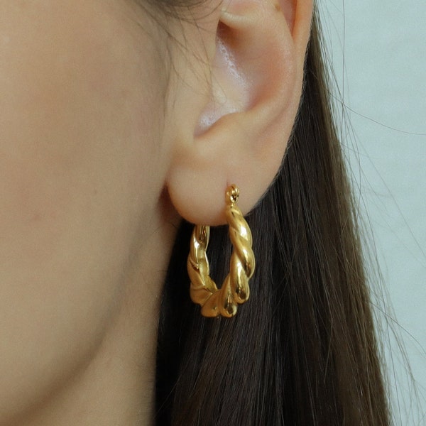18K Gold Hoop Earrings Twisted Croissant Earrings Waterproof Gold Jewelry Everyday Gold Handmade Earrings Gift for Her Women Necklace Set