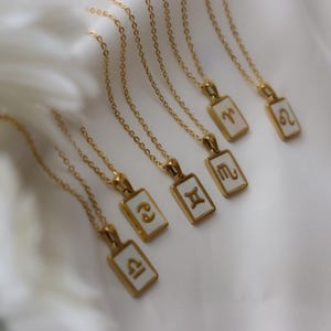 Sternzeichen Tarot Konstellation Zeichen 18k Gold Perlmutt Buchstabe Anfangs Quadrat Halskette Schmuck Geschenk für sie Him Frauen Tochter personalisiert
