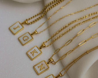 Pearl Gold Letter J K L M N G Initial Pendant Necklace Gold Zodiac Jewelry Waterproof Necklace Hypoallergenic Rectangle Name Women Necklace