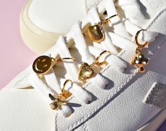 Shoe Charms for Sneakers Shoelace Locket Charms Custom Personalized Bee Charm Women Waterproof Sneaker Accessories Gift for Girlfriend BFF