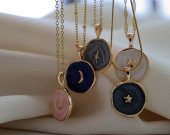18K Gold-Colored Coin Necklace with Heart Star and Moon Shaped Round Pendants Waterproof Chain and Gold Moon and Star Necklace