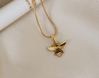 Gold Filled Bee Necklace Vintage Choker Animal Honey Amber Bee Necklace Hoop Set Gold Jewelry Gold Chain Necklace Unique Gift Her BFF Woman