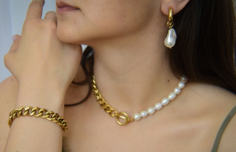 Boucles d'oreilles pendantes en perles baroques remplies d'or, bijoux vintage, boucles d'oreilles imperméables, boucles d'oreilles ras de cou en perles, parure de bijoux faits main, cadeau d'un ami image 9