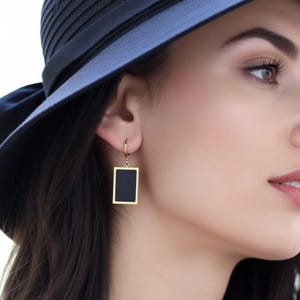Boucles d'oreilles dorées noires | Boucles d'oreilles pendantes à breloque rectangle 3 styles au choix, coquillage mère à rayures noir foncé, ensemble de colliers étanches