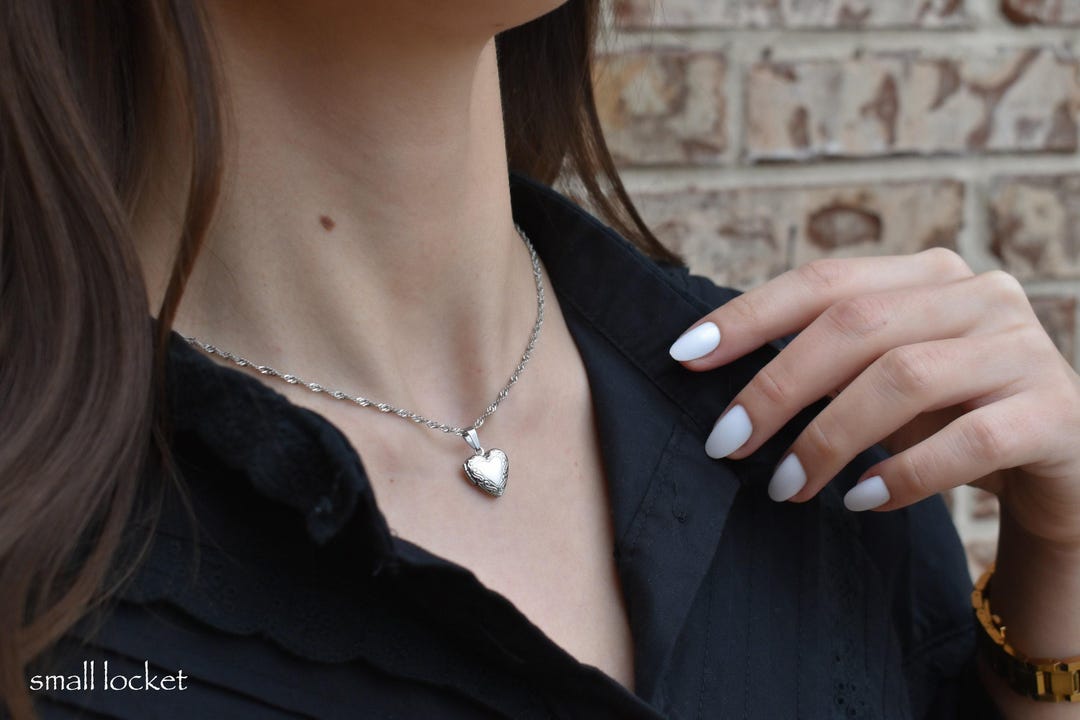 Silver Heart Locket Necklace - Custom Engraved Stainless Steel Photo Necklace, Personalized Gifts, Memorial Christmas for Her Him Minimalist