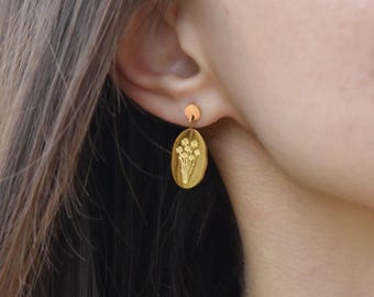 Gold Filled BirthFlower Earrings・Flower Birth Month Birthday Earrings Stud Dangle Aster Earrings WATERPROOF Helix Piercing Her Gift Jewelry