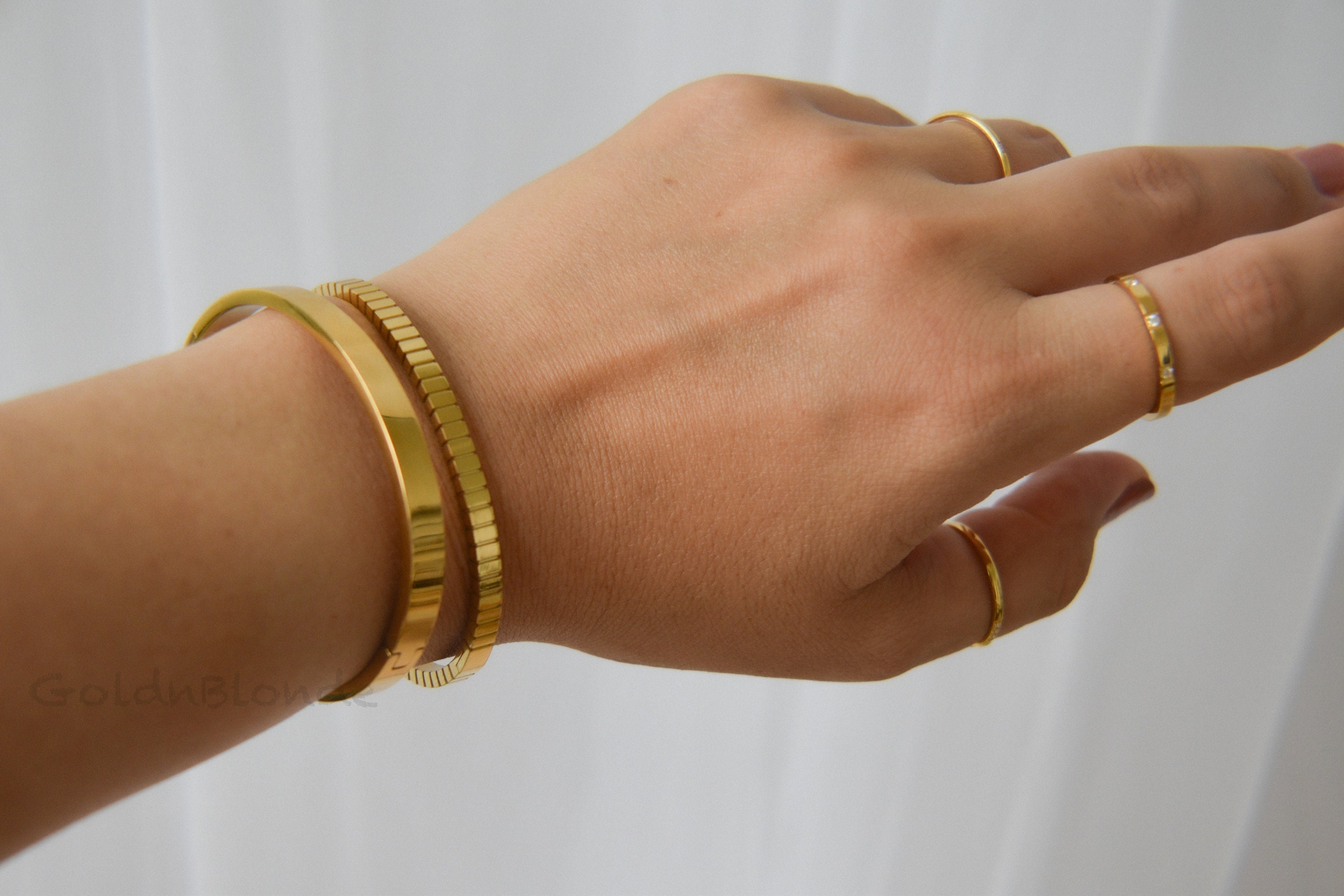 The Story of Cartier's Love Bracelet – Haute Today