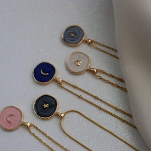 18K Gold Colorful Coin Necklace with Heart Star and Moon Shaped Round Pendant Waterproof Chain Minimalist Jewelry Birthday Gift Set