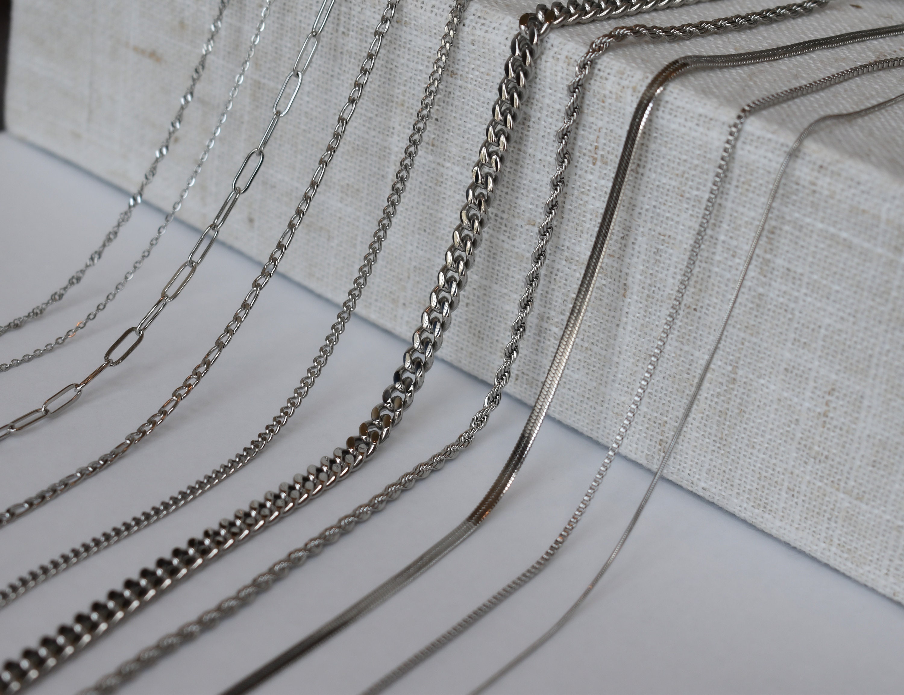 Faye Dainty Thin Silver Chain Necklace Sample- Waterproof Chains