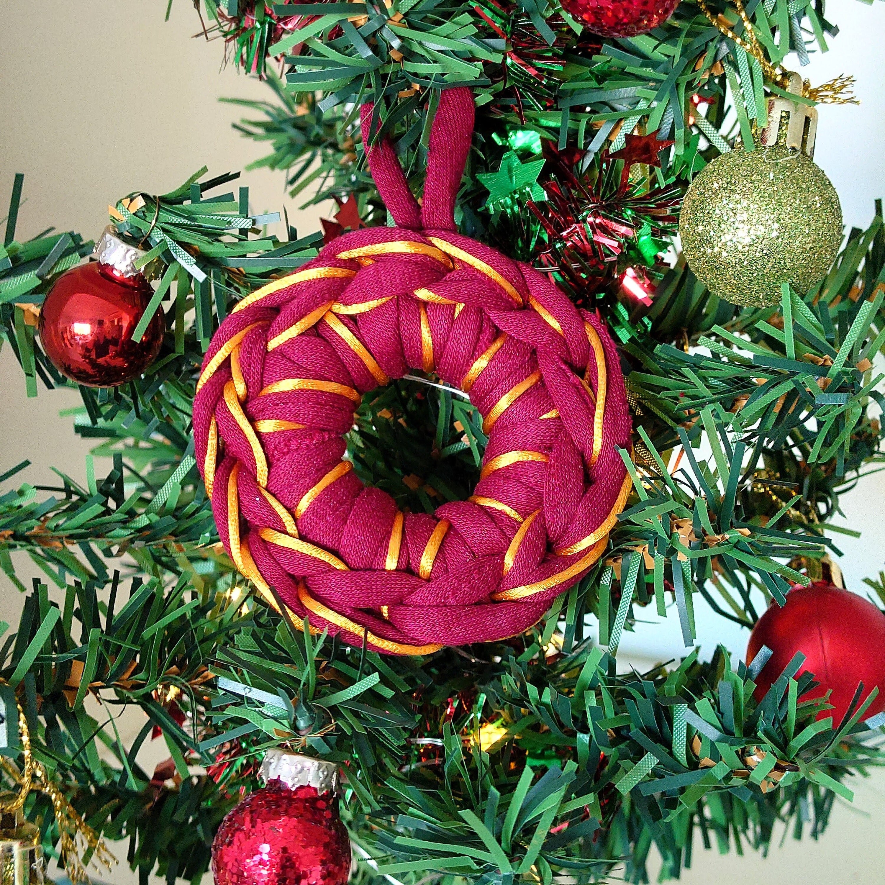 Mini Couronne Ornement Petit Décoration à Accrocher Au Sapin de Noël