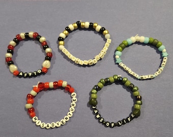 Cadeau pour la tournée des bracelets kandi inspirés de l'album ptv de Pierce le voile