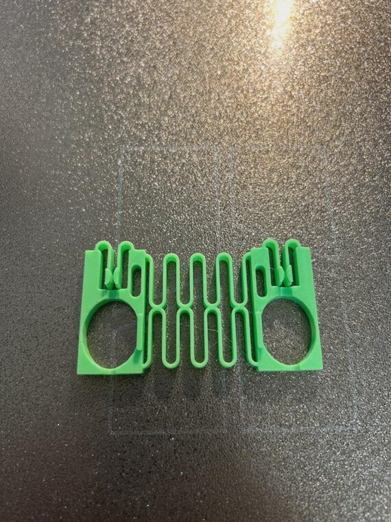 Compact Spring Clip 3D Model thumbnail 4