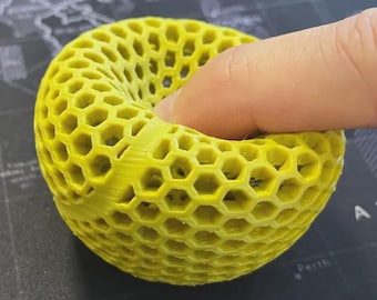 Airless tennisbalspeelgoed: flexibel 3D-afdrukbaar STL-bestand van TPU (digitale download)
