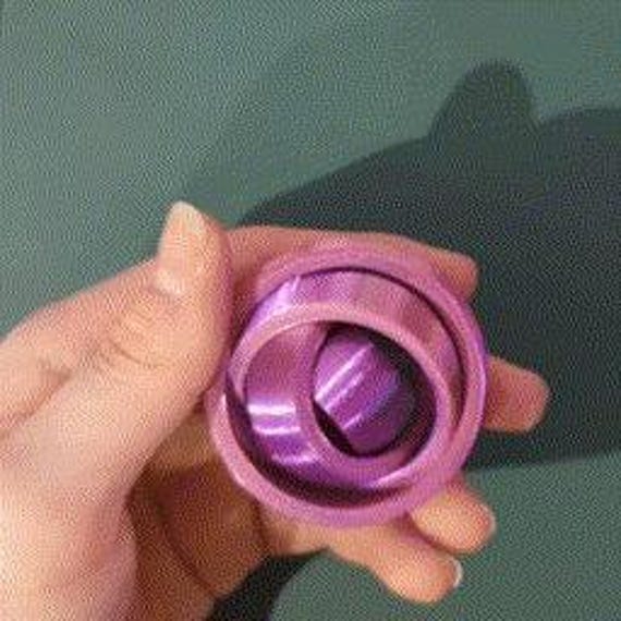 Rotating Rings Desk Spinner thumbnail 2