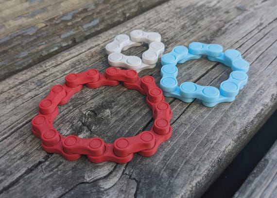 Chain Link Fidget Toy, Flexible PLA Stress Relief (Small, Medium, Large)
