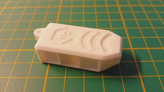 Survival Whistle: Loud 115dB Emergency Use thumbnail 2