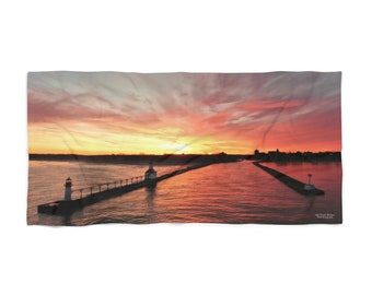 Beach Towel, 50 Percent Cotton 50 Percent Polyester, Large Beach Towel