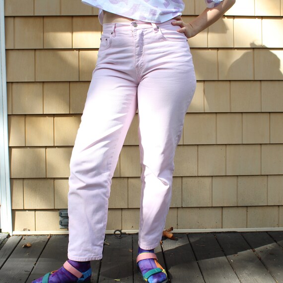 Pink Bill Blass High Waisted Mom Jeans 8 Petite - image 2