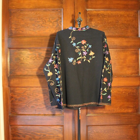 Vintage Embroidered Black Floral Jacket Willow Ridge … Gem