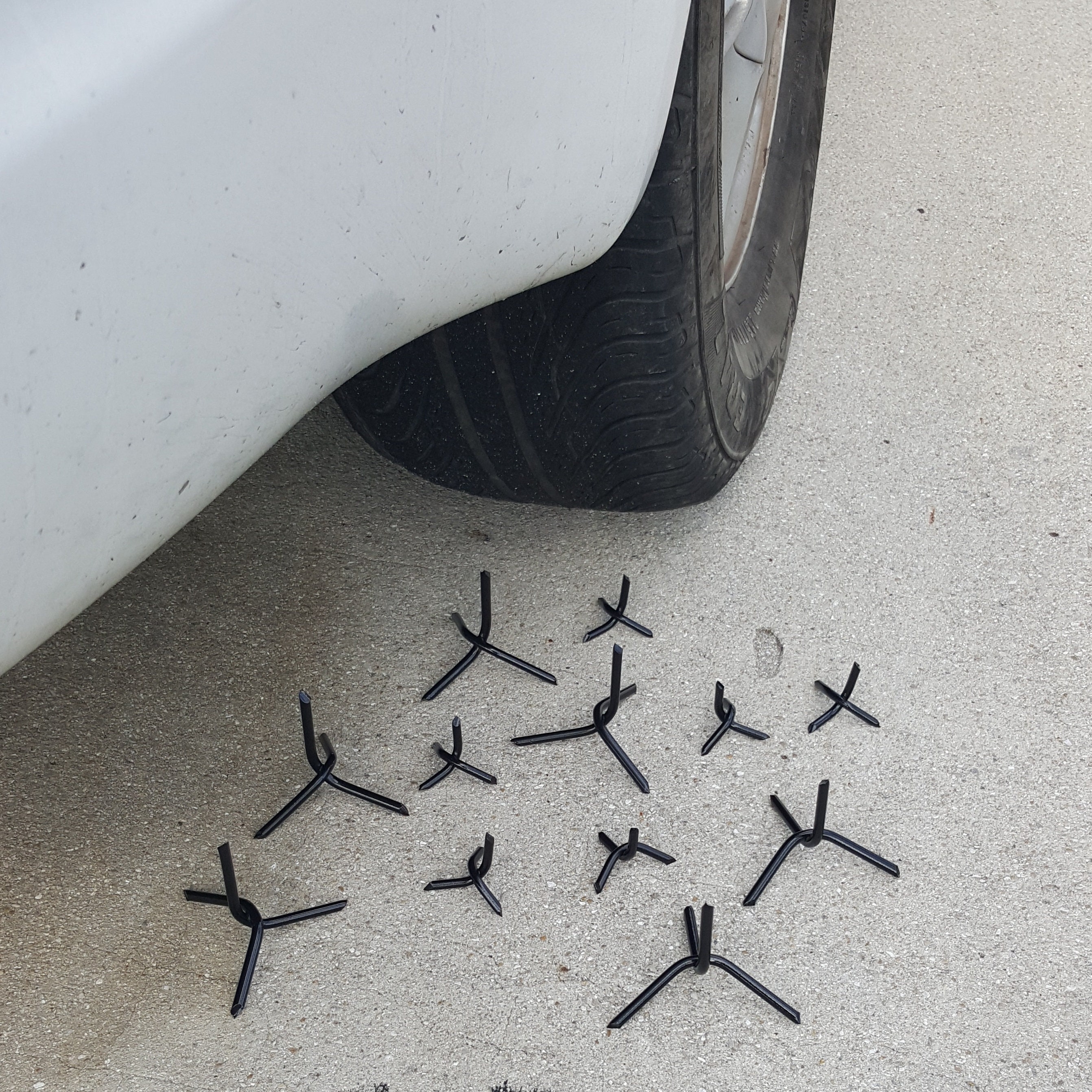 Steel Read all the listing 10  Caltrops Hand Made Road Tire Spikes 